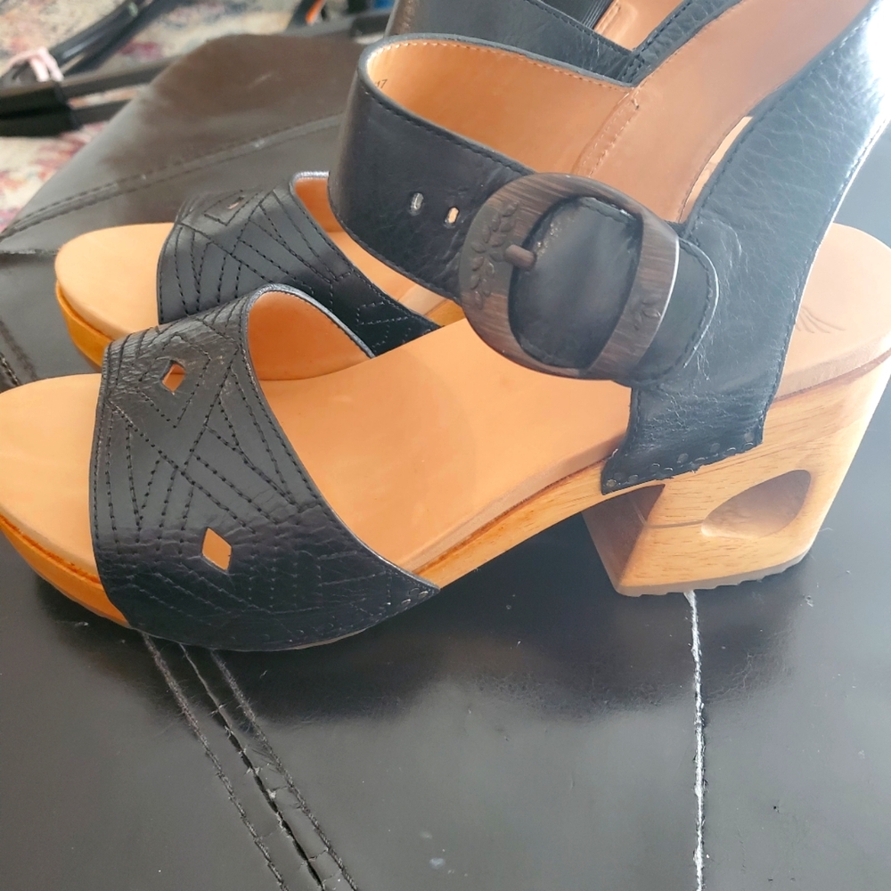 Dansko Odele block Sandals 39